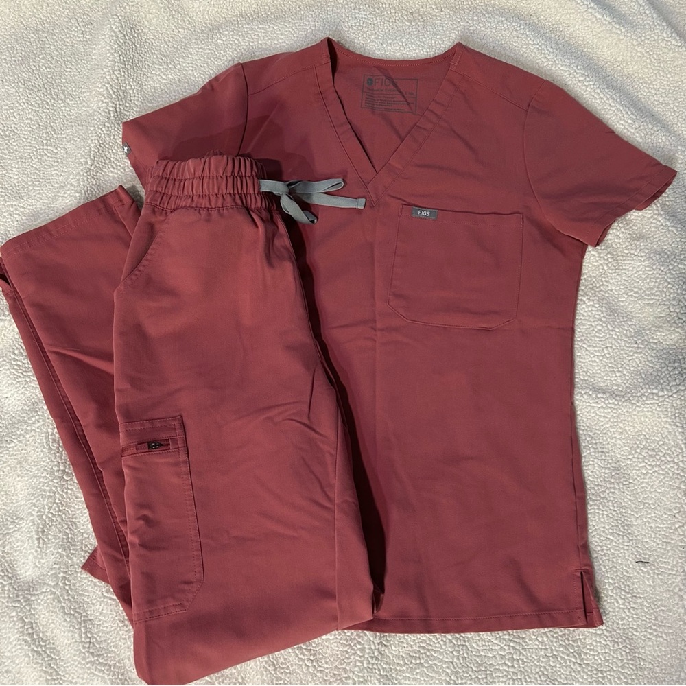 Figs muave scrubs set Catarina one pocket top and yola high waist pants XS Tall